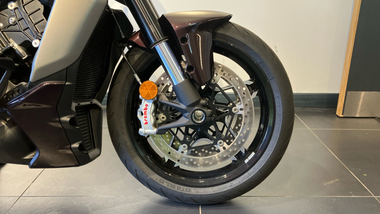 Ducati X Diavel V4 Burning Red (25MY)